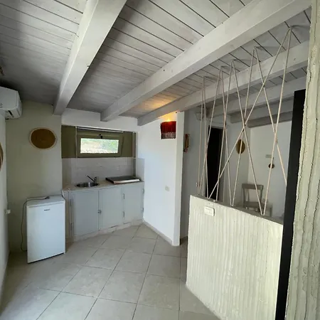 B H Apartment